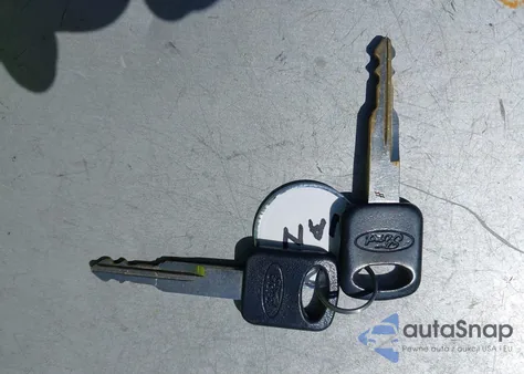 2013 Ford E-350 Super Duty Xl z USA, uszkodzony, nr VIN 1FBNE3BL6DDA13595